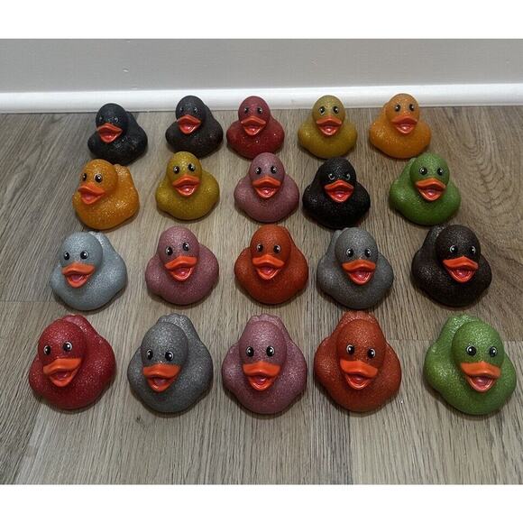 20 GLITTER SPARKLE CRUISING DUCKS RUBBER DUCKIES 2" PARTY FAVORS CRUISE DUCK - Picture 1 of 3
